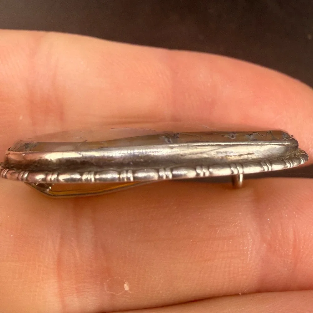 Vintage Estate Brooch Silver Tone Polished Stone Oval Nature Western